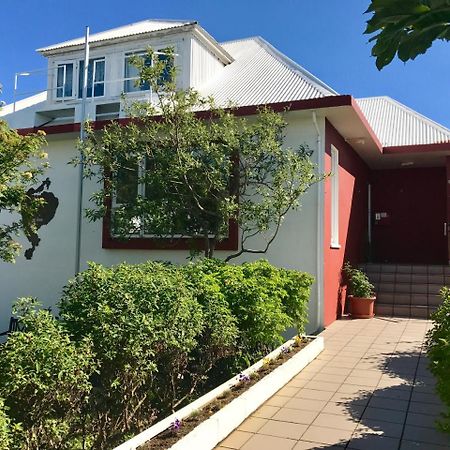 Guesthouse Arny Vestmannaeyjar Ngoại thất bức ảnh