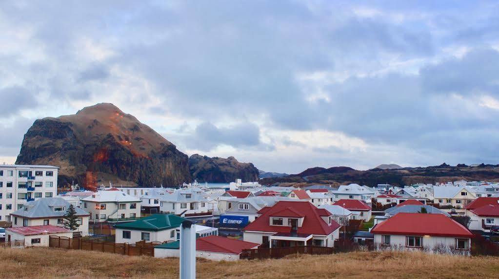Guesthouse Arny Vestmannaeyjar Ngoại thất bức ảnh