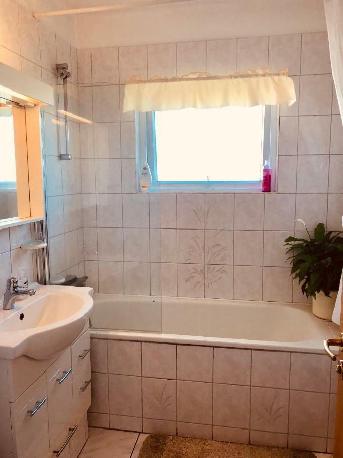 Guesthouse Arny Vestmannaeyjar Ngoại thất bức ảnh