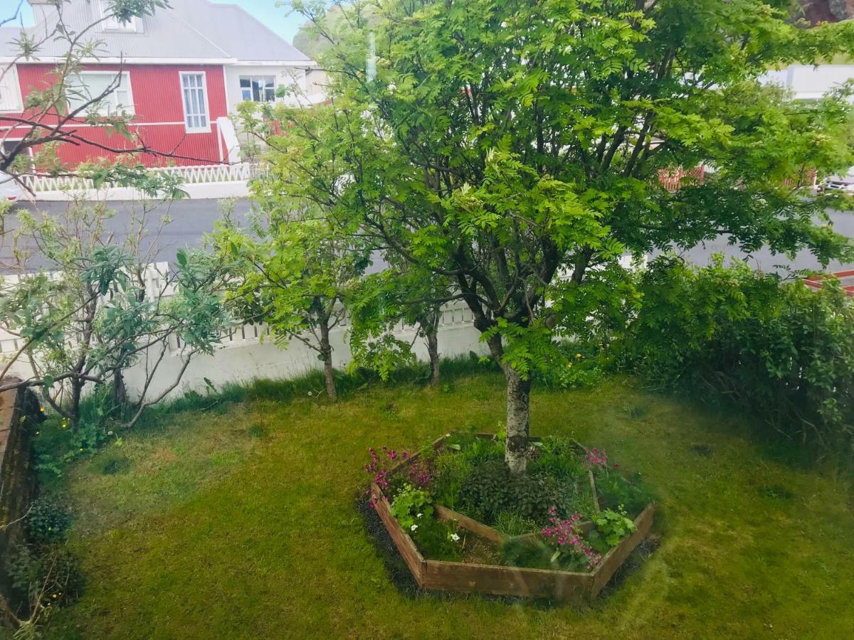 Guesthouse Arny Vestmannaeyjar Ngoại thất bức ảnh